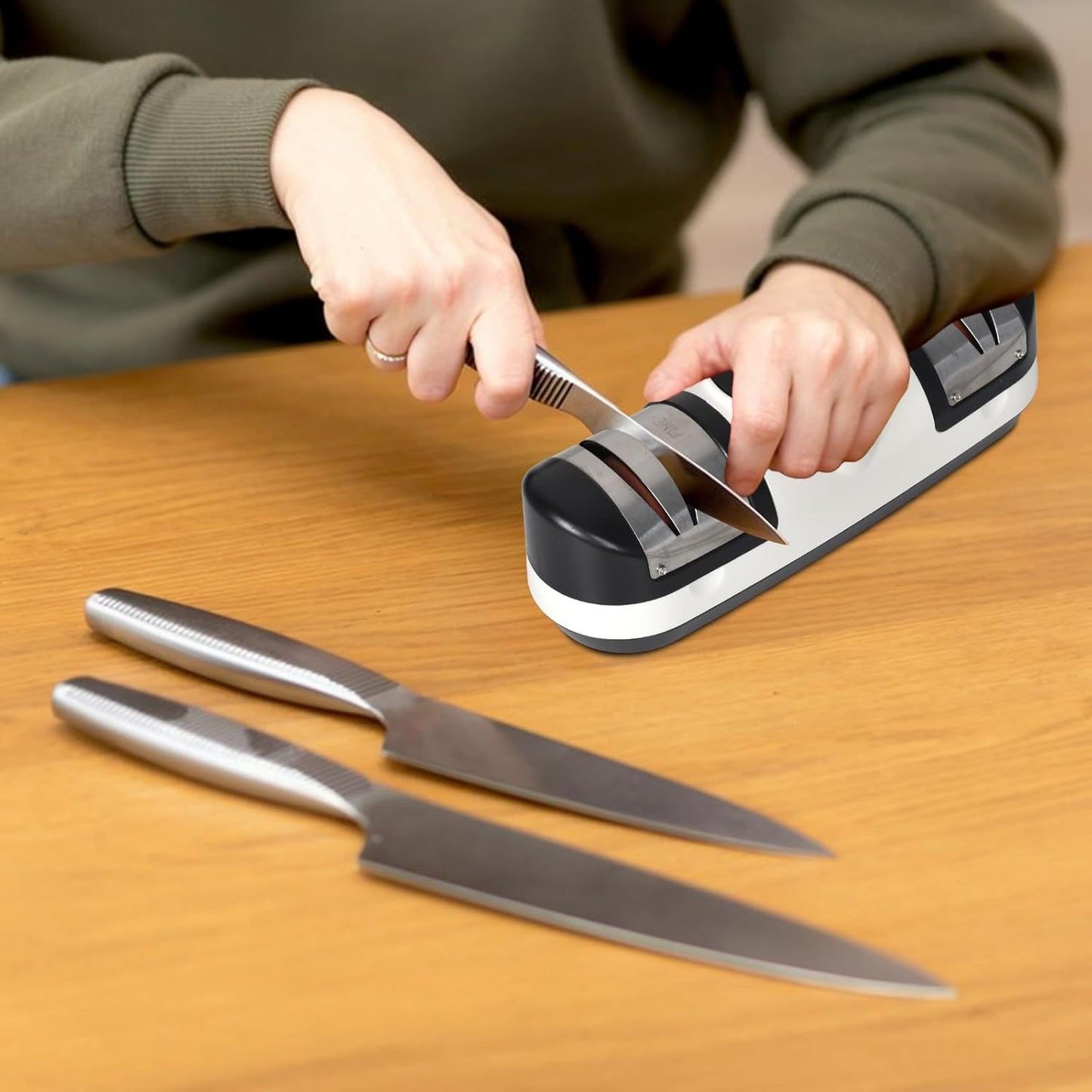 3 Speed Electric Knife Sharpener with LED Display - EdgeMaster – alternate product view 2