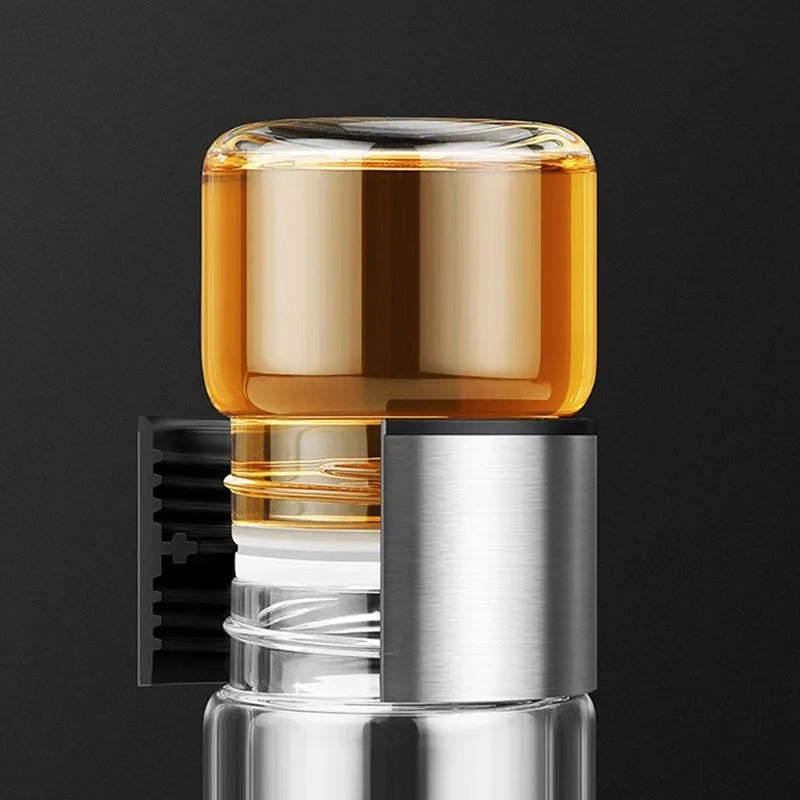 Vacuum-Style Glass Drink Bottle – Everyday Portable Design – alternate product view 2